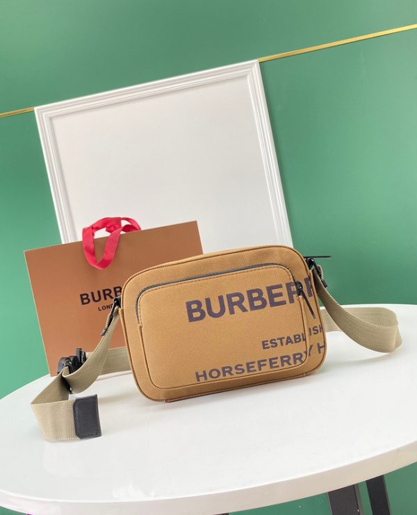 Burberry Bags - 426